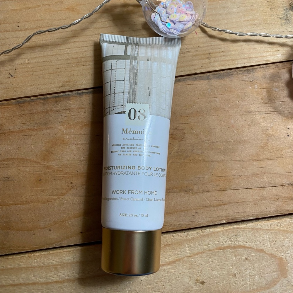 Memoire archives  08 Work From Home body lotion